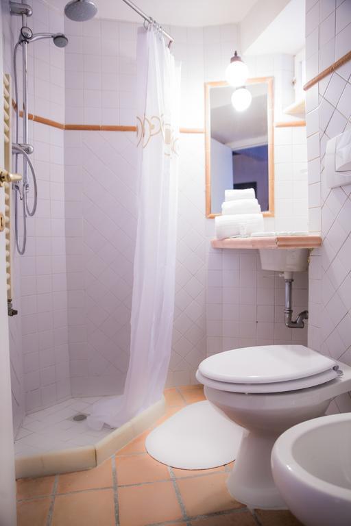 Campo De Fiori Apartment Рим Номер фото